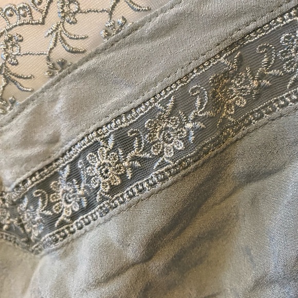 Aritzia Sunday Best Anna Tank - Picture 4 of 4